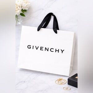 🖤 Authentic GIVENCHY Large Shopping Paper Bag Luxury Gift Bag Black Logo EUC